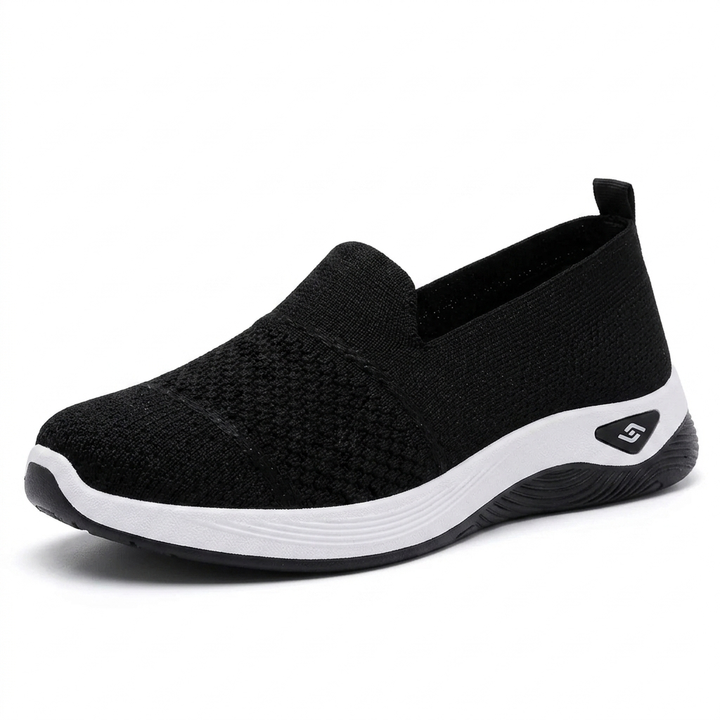 Core – Knit Walking Trainers